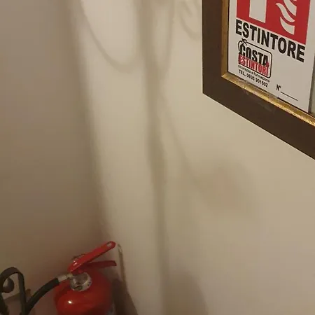 Beatiful Modern Flat Centre With Private Lounge Area Relax *