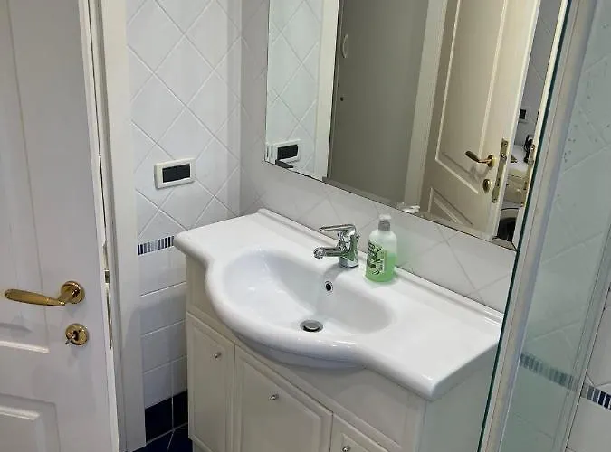 Beatiful Modern Flat Centre With Private Lounge Area Relax 아파트 *