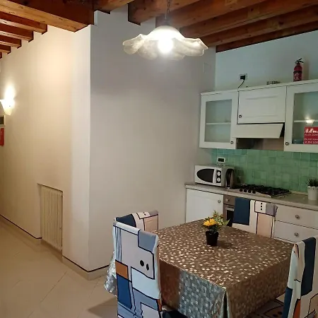 Beatiful Modern Flat Centre With Private Lounge Area Relax Venecia