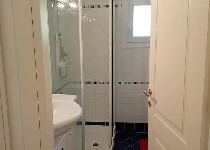 Beatiful Modern Flat Centre With Private Lounge Area Relax Appartement *