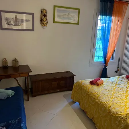 Beatiful Modern Flat Centre With Private Lounge Area Relax ונציה